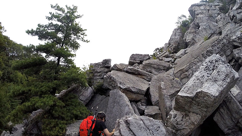 Hiking at Bonticou Crag